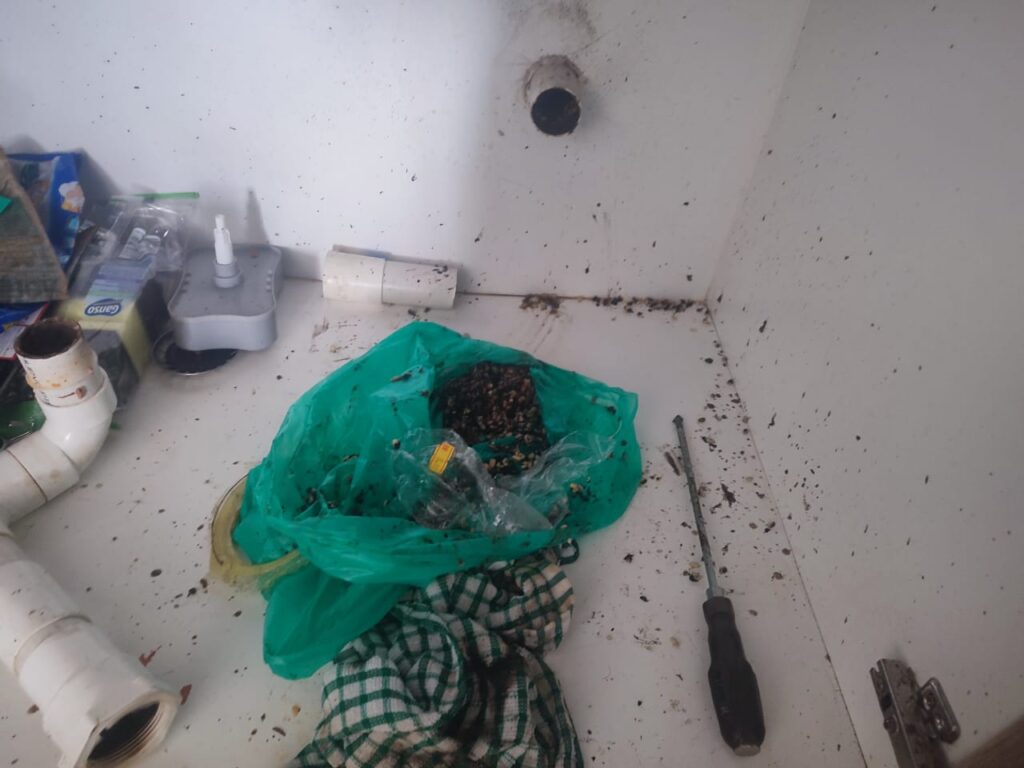 Professional Kitchen Sink Unclogging Service Subang Jaya